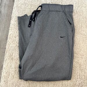 Nike Thermal Sweatpants